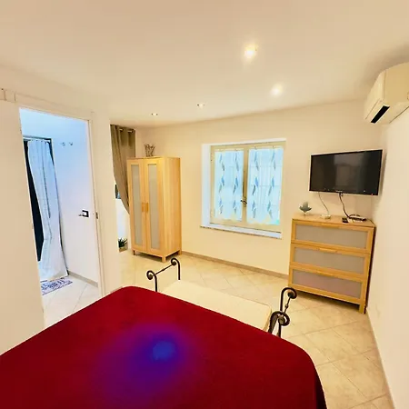 Porto Di Forio Apartment *